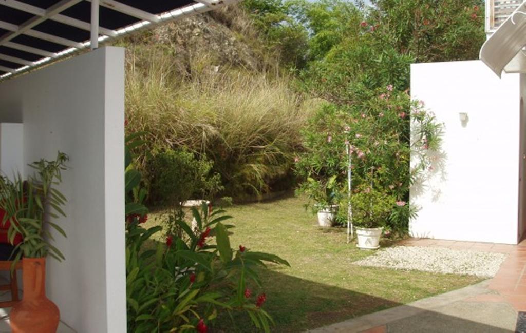 Being Villa Plymouth Luaran gambar